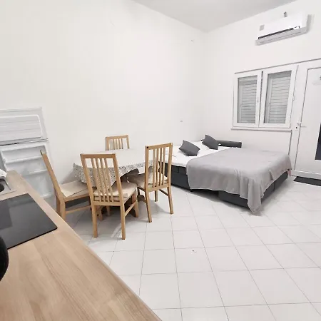 Studio Apartman Makarska